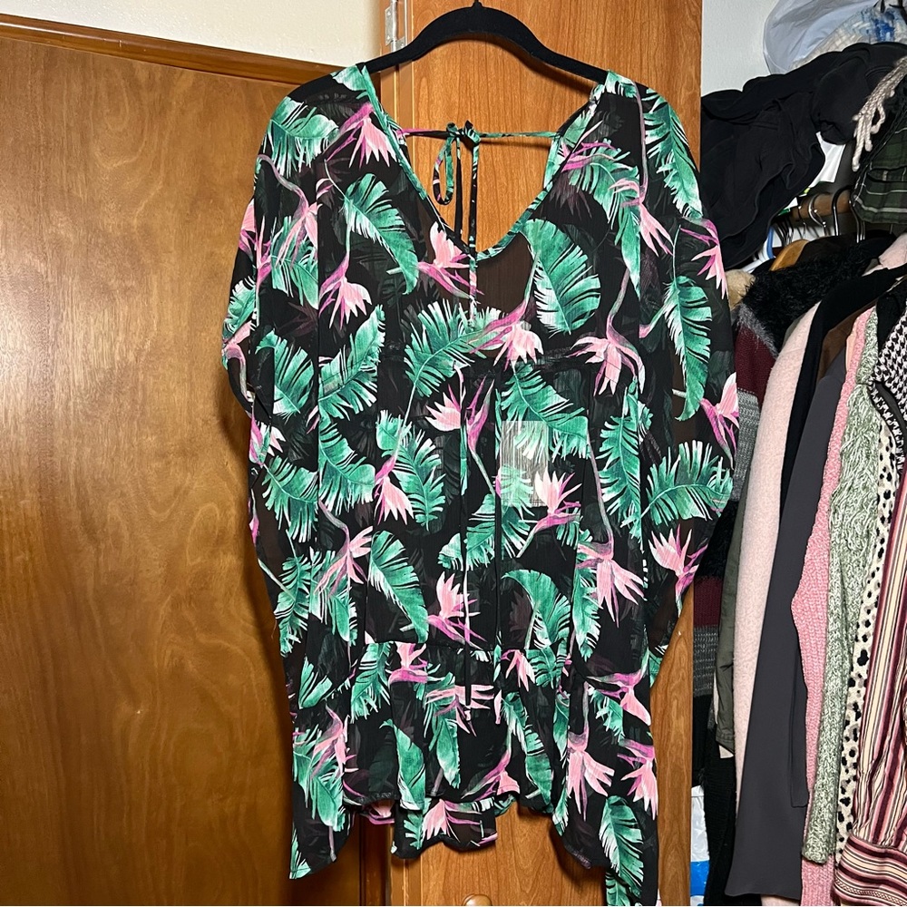 ❤️BOGO❤️ Miken Swim Macy’s Floral Palm Trees Polyester Swim Cover Up Size XS NWT